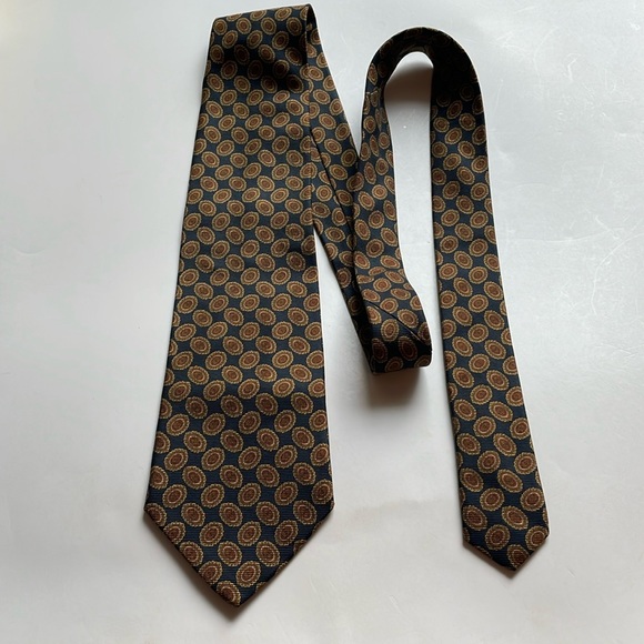 Brooks Brothers Makers 100% silk repp made in USA necktie 58” X 4” Italy printed - Picture 4 of 9